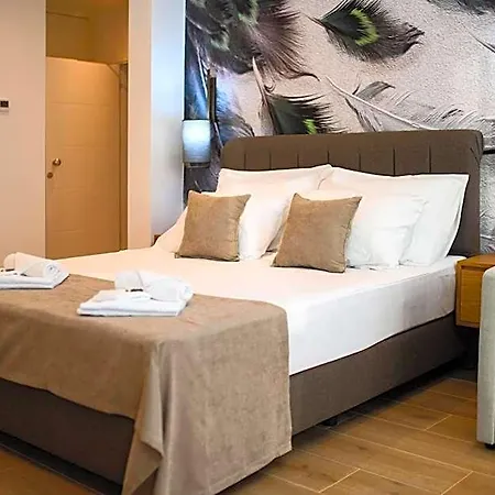 G Star Hotel